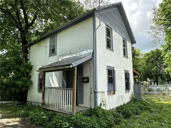 313 W 4th St, Elmira, NY 14901