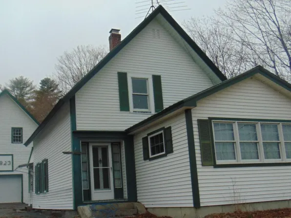 8 Water Street, Harmony, ME 04942