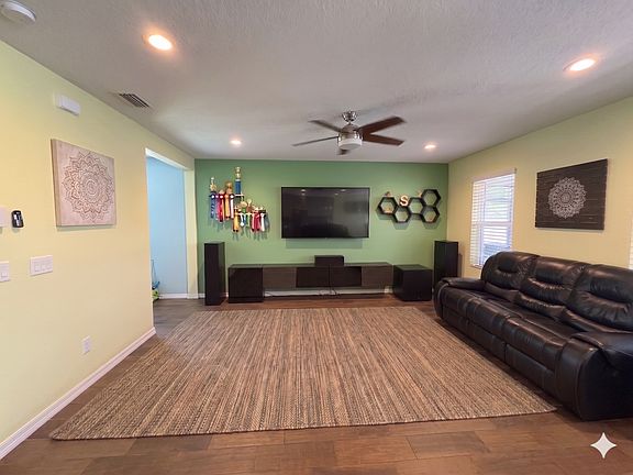 5th image of 19391 Roseate Dr