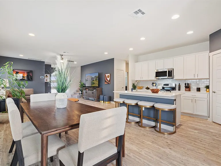 8313 City Top Blvd — Photo 16