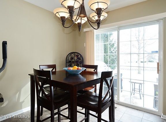 5th image of 2370 Stoughton Cir #0