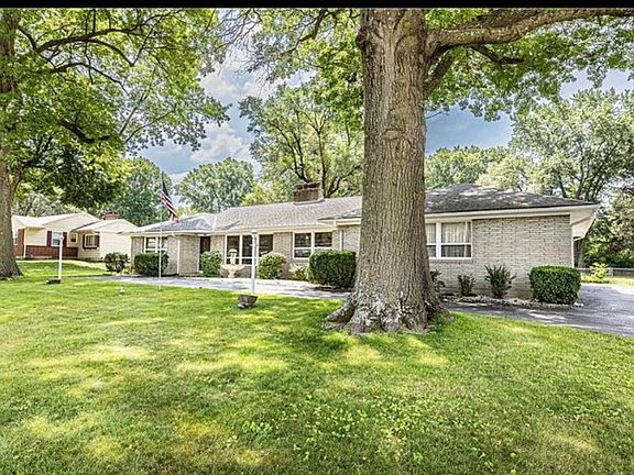 3rd image of 6207 Longview Rd
