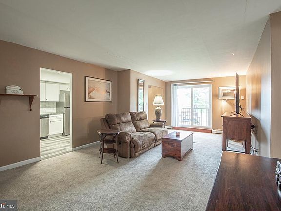 5th image of 1575 W Street Rd APT 626