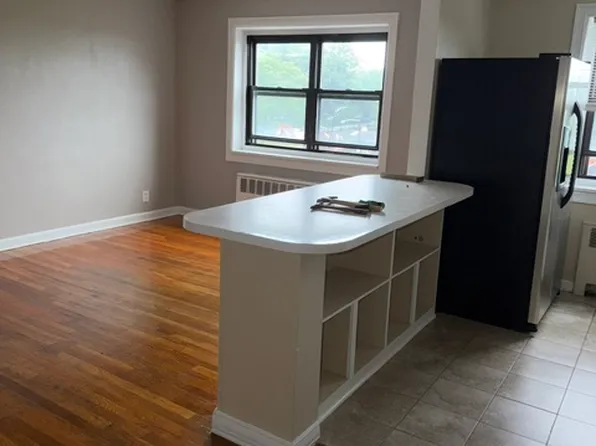 2334 Hudson Ter #C6, Fort Lee, NJ 07024