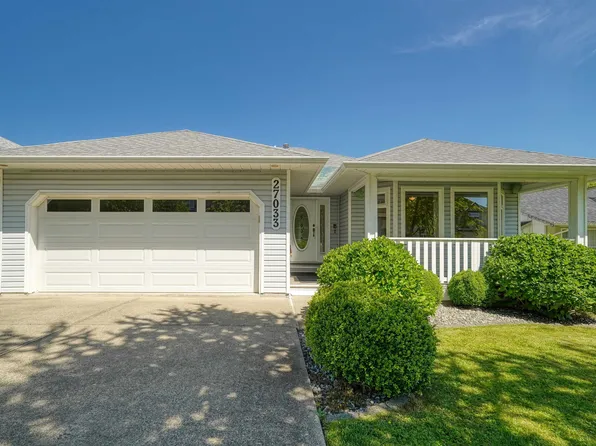 27033 26a Ave, Langley, BC V4W 3V5