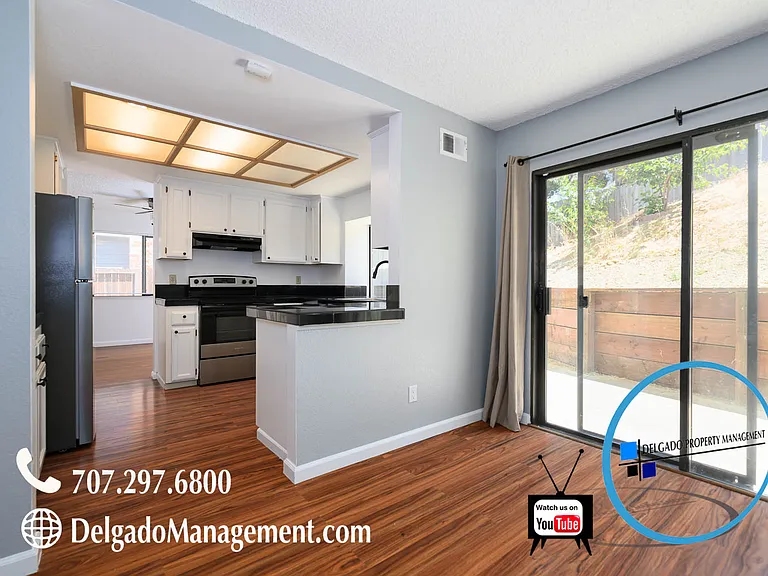 337 Seahorse Dr — Photo 12