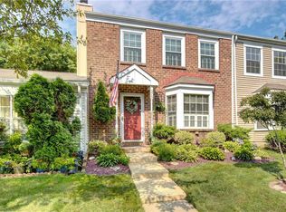 370 Minstrel Ct, Old Bridge, NJ 08857
