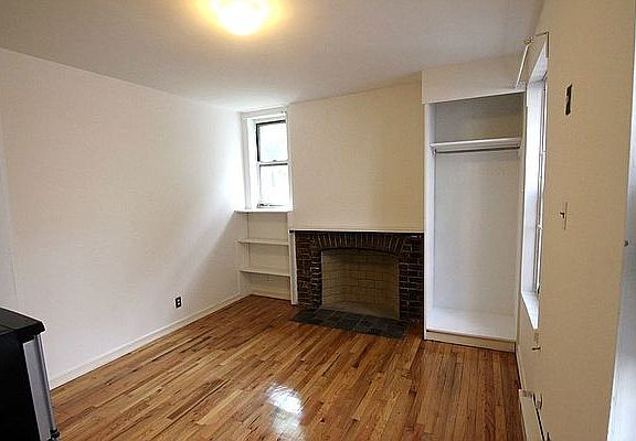 3rd image of 319 6th Ave APT 2R