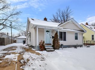 28199 Oneil St, Roseville, MI 48066