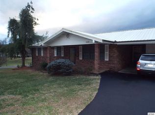 1409 Cherokee Dr, Sevierville, TN 37862