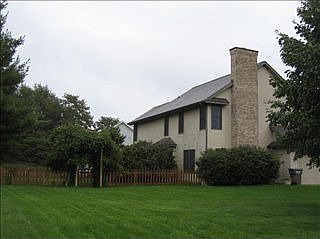 1st image of 1010 Deerfield St