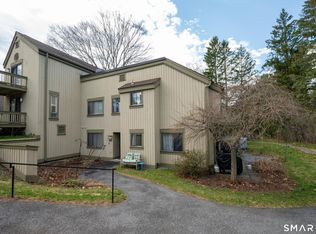 496 Heritage Village #A, Southbury, CT