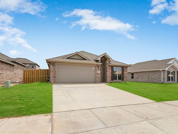 3rd image of 2121 Wildflower Dr