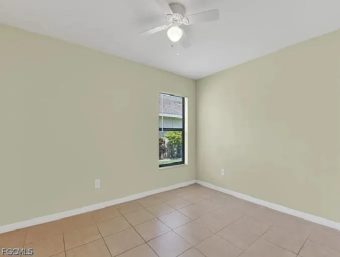 702 SE 6th Ter — Photo 12
