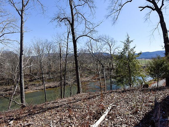 3rd image of 2620 Creekstone Cir