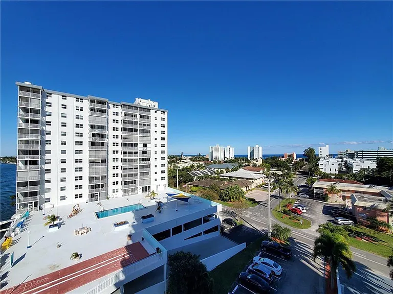 1401 N Riverside Dr #807 — Photo 13
