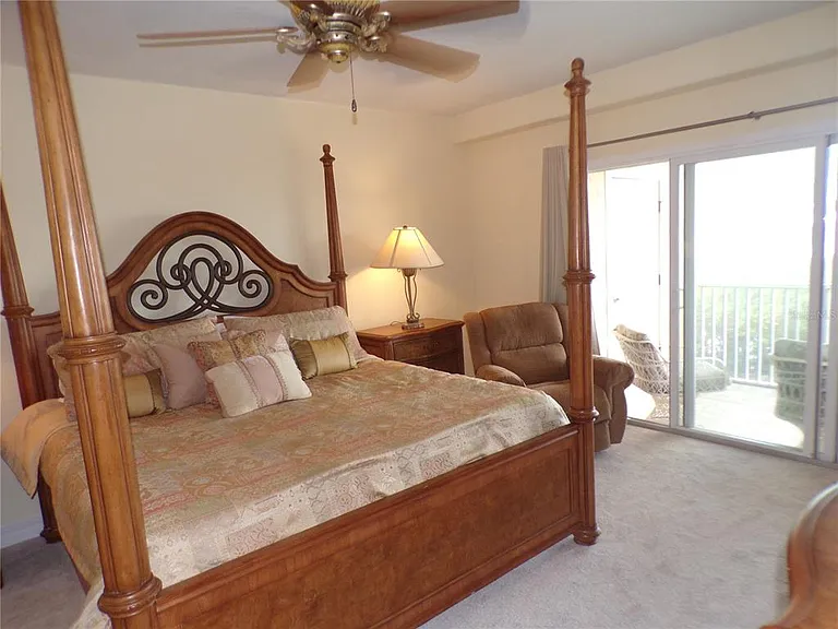 101 N Marion Ct #114 — Photo 14