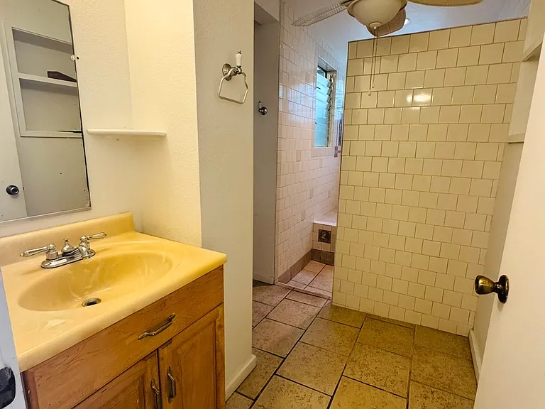 59-225 Ke Nui Rd #D — Photo 4