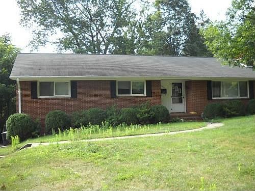 2nd image of 1802 Highview St
