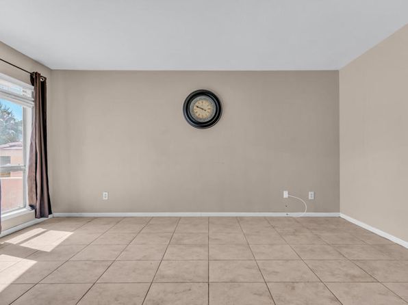 9875 Valencia Dr, Desert Hot Springs, CA 92240