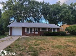 711 W Tyler Ave, Fairfield, IA