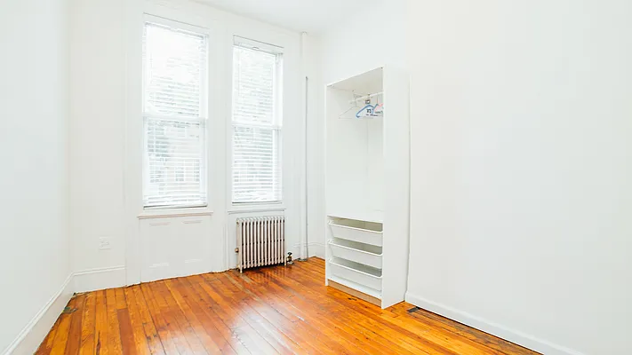 Rented by Terra Magia Inc | media 22