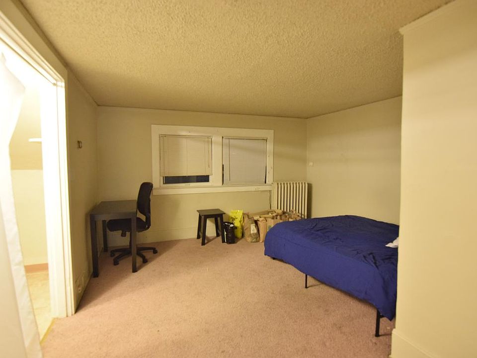 1st image of 4722 15th Ave NE APT 8