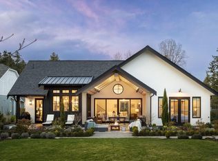 839 Clayton Rd, North Saanich, BC