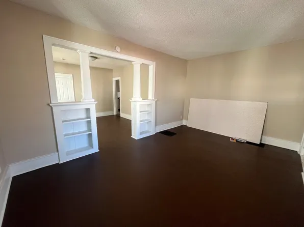 1400-02 15th Ave #1402, Rock Island, IL 61201