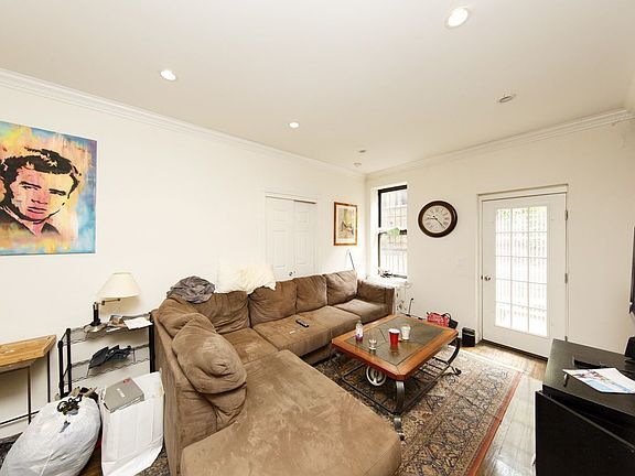3rd image of 332 E 71st St APT 2B