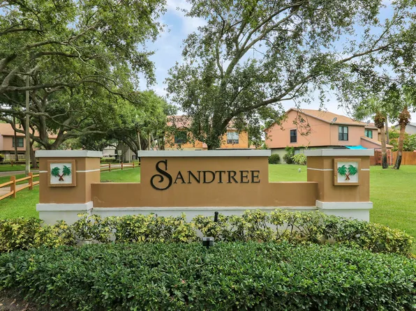 313 Sandtree Drive, Palm Beach Gardens, FL 33403