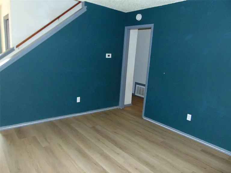 508 Burlwood Ct — Photo 5