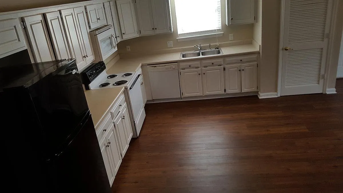 Avalon Acres Ct, Chattanooga — Photo 3
