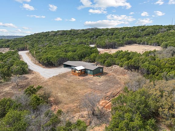 3rd image of 30 Timber Hills Ln