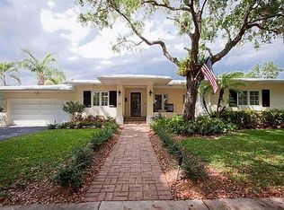 925 Cotorro Ave, Coral Gables, FL 33146