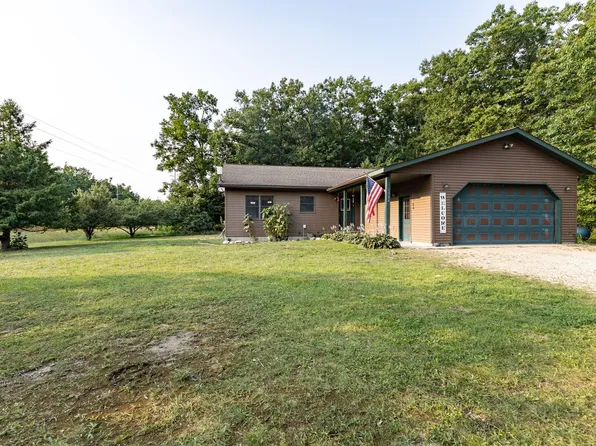 6084 Mullett Burt Rd, Cheboygan, MI 49721