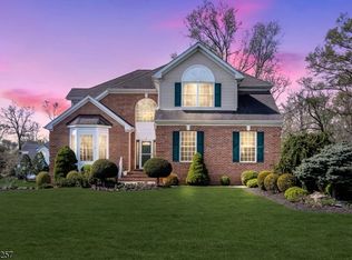 5 Emmons Ct, Bridgewater Twp., NJ 08807