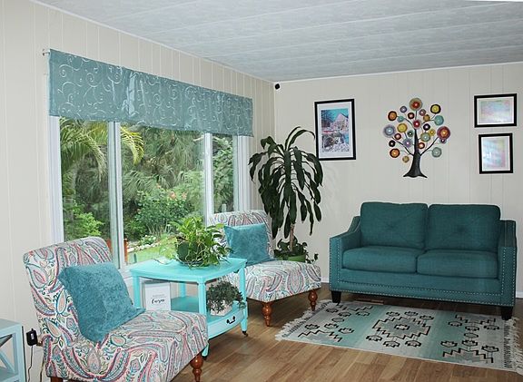 4th image of 42 Impala Ct #360