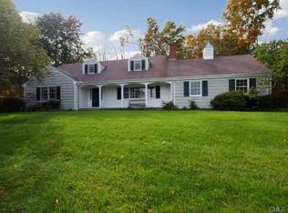 135 White Oak Shade Rd, New Canaan, CT 06840