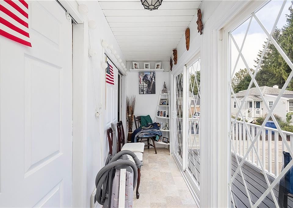 331 Church Ave, Warwick, RI 02889 MLS 1335406 Zillow