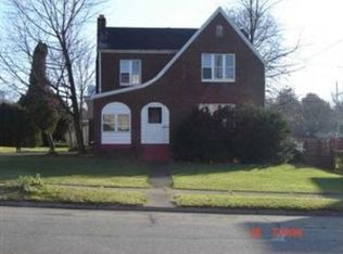 1607 Roemer Blvd, Farrell, PA 16121
