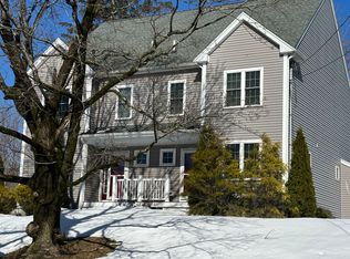 87 South St #87, Plainville, MA 02762