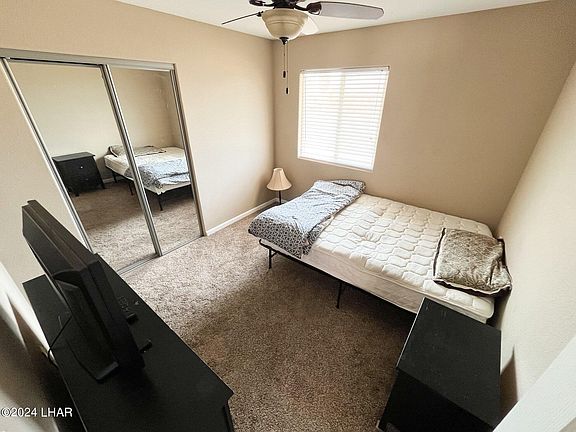 5th image of 410 Flamingo Ln