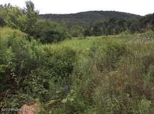 Rock Rd, Sugarloaf, PA 18249