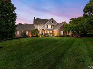 5 Barn Side Ct, Eureka, MO 63025