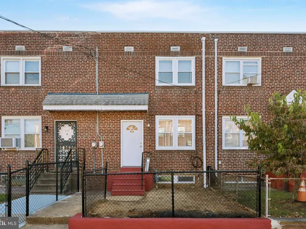 955 N 35th St, Camden, NJ 08105