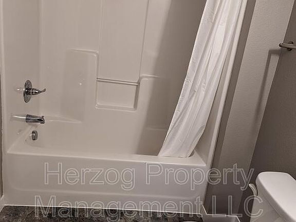 3rd image of 1873 10th Ave E APT 315