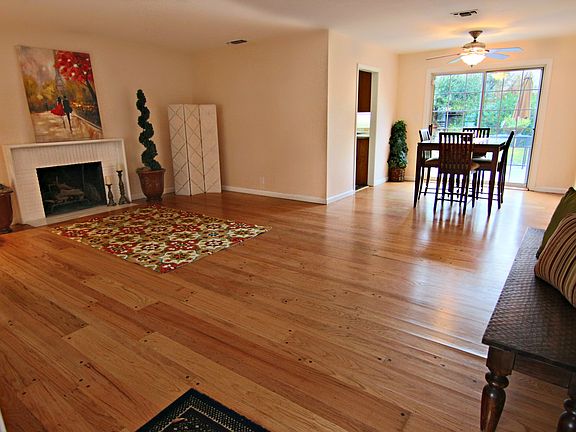 2nd image of 3125 Crest Haven Dr