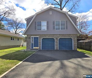 71 Wyandotte Ave, Dumont, NJ, 07628