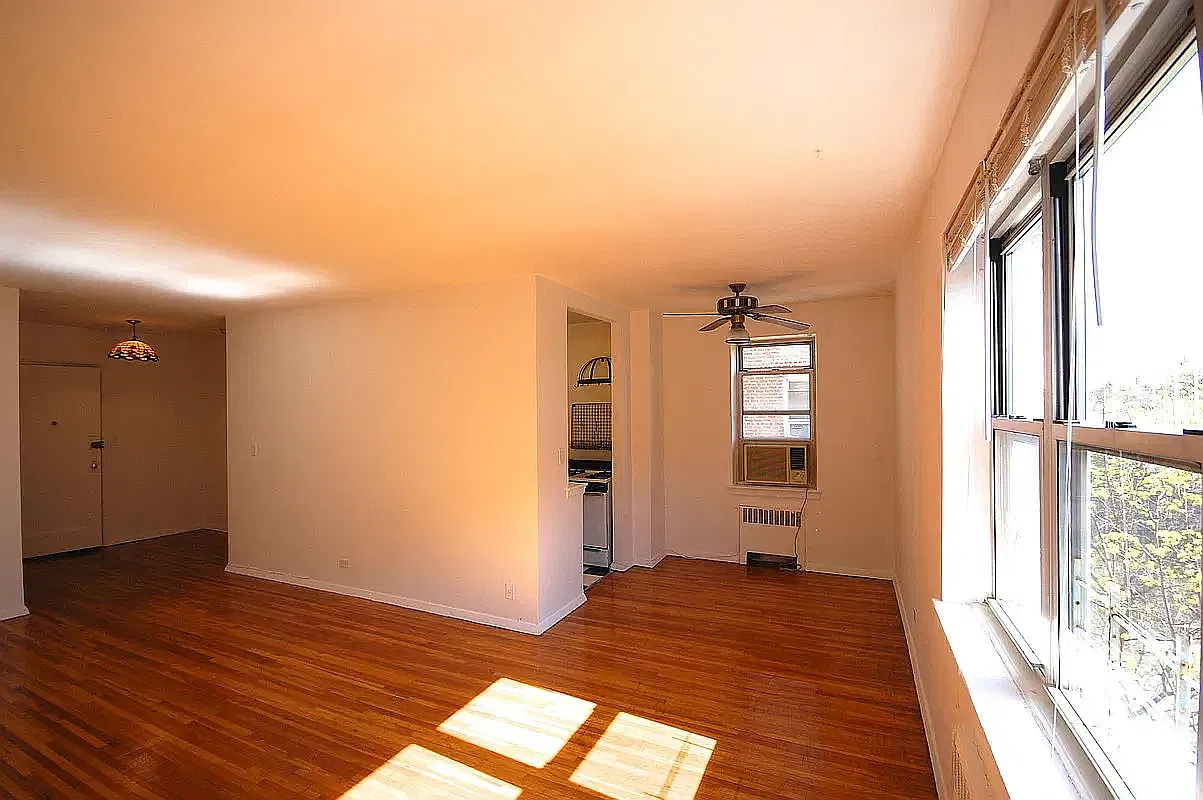 640 West 231st Street — Photo 1